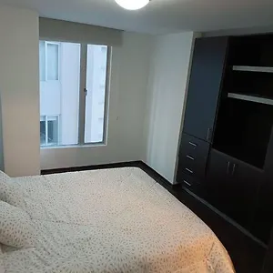 Hermoso Departamento En La Carolina Ecuador